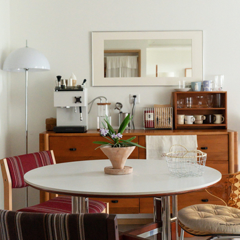 Френски стил от средата на века — огледало за стена, рамково, дървена рамка, абстрактна декоративна картина за ресторант