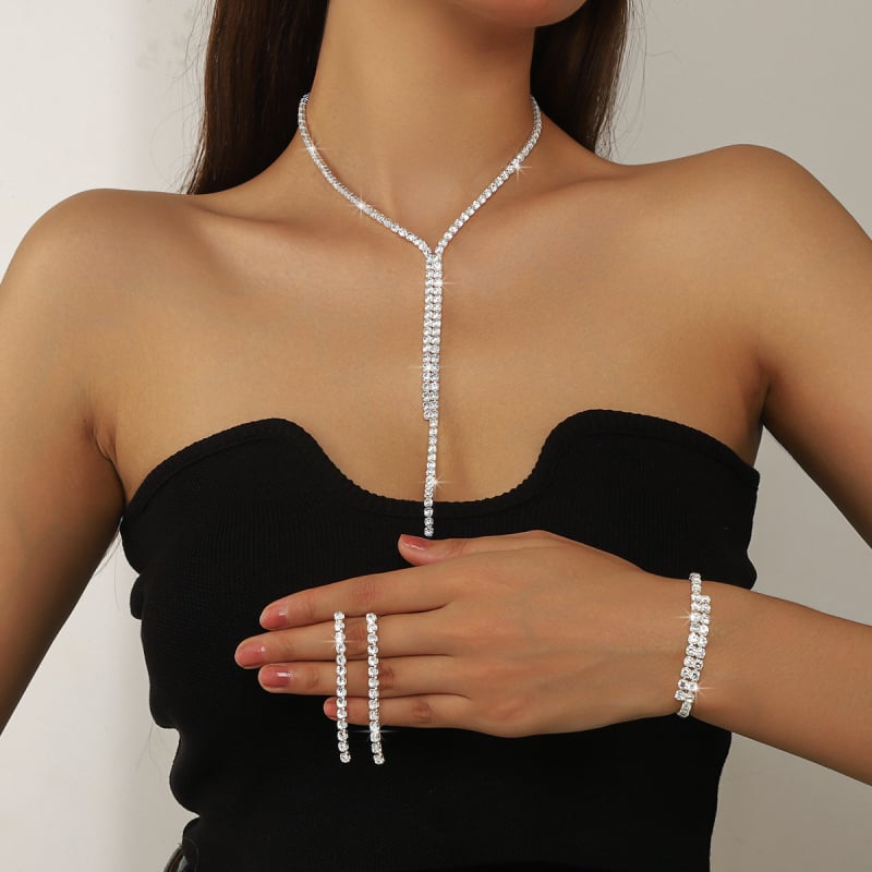 Медно колие с електроплакиране, верига с водна вълна и висулка от сплав, произход Джинхуа