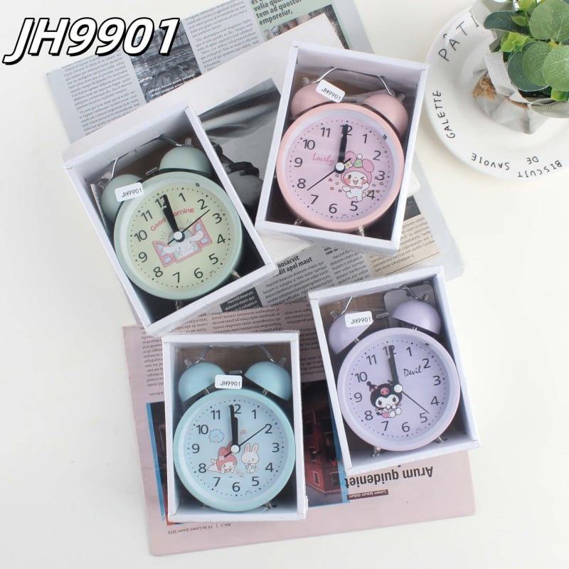 Будилник - кръгъл метален настолен часовник с LED цифри, кварцов механизъм, работа на батерии, карикатурен стил