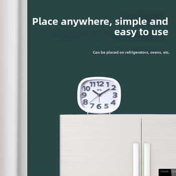 Будилник за нощен шкаф – LED дисплей, кварцов механизъм, захранване от батерии, едностранен дисплей, In Time