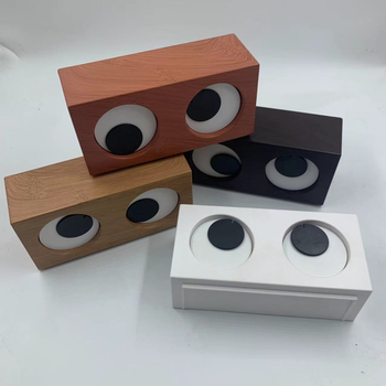 Будилник с големи очи, 24-часово показване, батерийно захранване, електронно движение, триизмерен дисплей с показалец