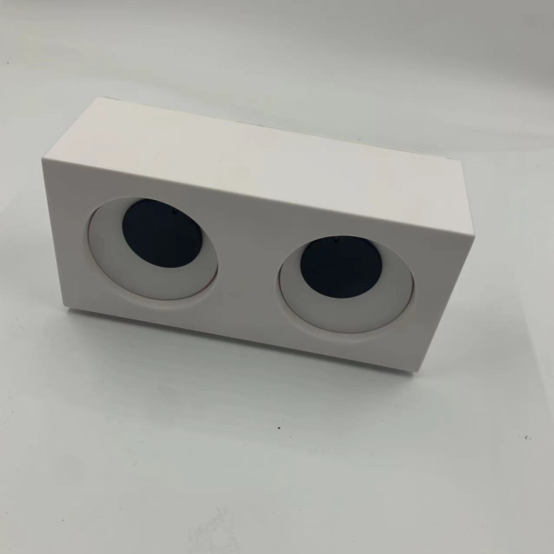 Будилник с големи очи, 24-часово показване, батерийно захранване, електронно движение, триизмерен дисплей с показалец