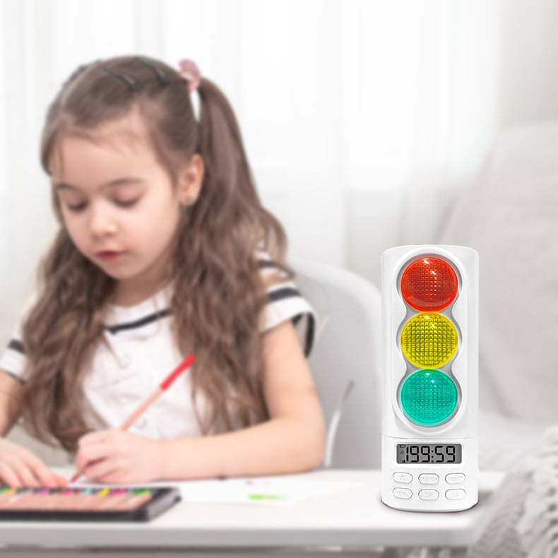Таймер за учене с визуален сигнал светофар (червено-зелено) — LCD дисплей, електронен механизъм, пластмасов корпус, правоъгълна форма, външно захранване — DIUBUDE