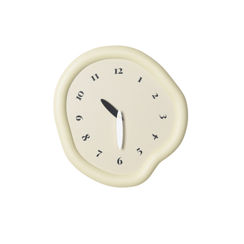 Стeнен часовник C29-B – кварцов механизъм, батерийно захранване, дървен корпус, кожен циферблат