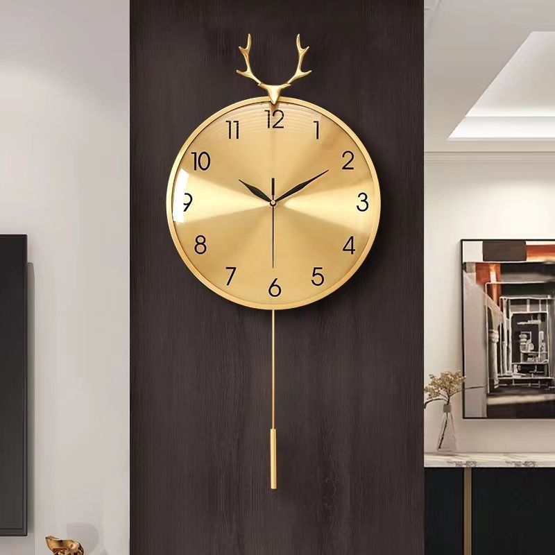 Стилен стенен часовник за дневна, прост и модерен стил, едностранен дисплей, метален корпус, метален циферблат