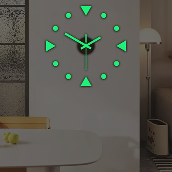 Стилен стенен часовник за дома – кръгъл, тих ход, аналогов с цифри, пластмасов корпус, батерийно захранване