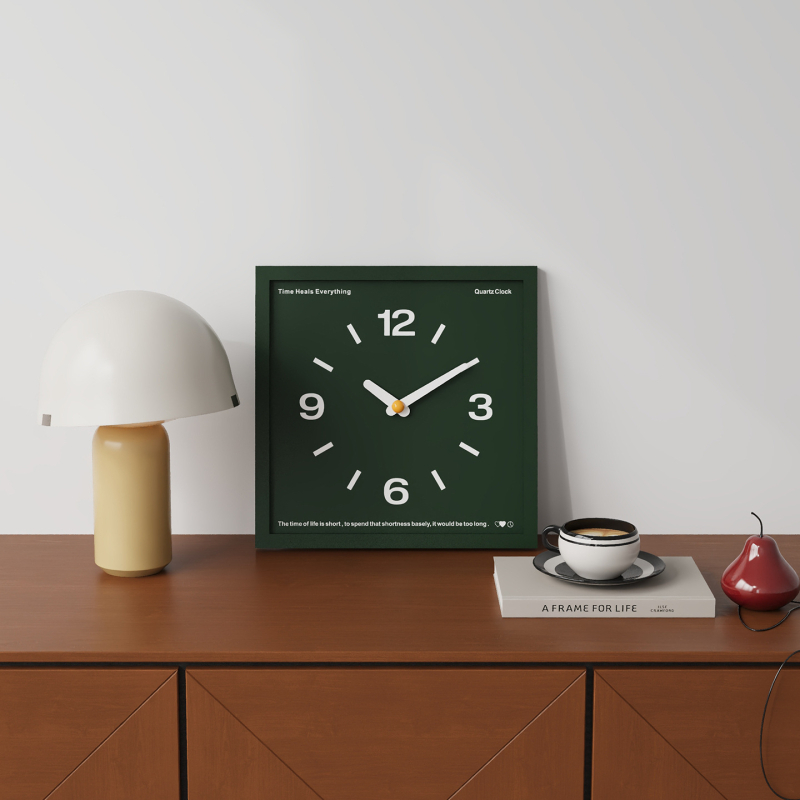 Стенен часовник в скандинавски стил със кварцов механизъм, батерийно захранване, цифров дисплей и възможност за персонализирано лого