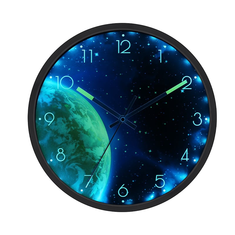 Кварцов стенен часовник модел XPL2101, с плавно движение на секундите, захранван от батерии, аналогов дисплей с цифри, LED осветление