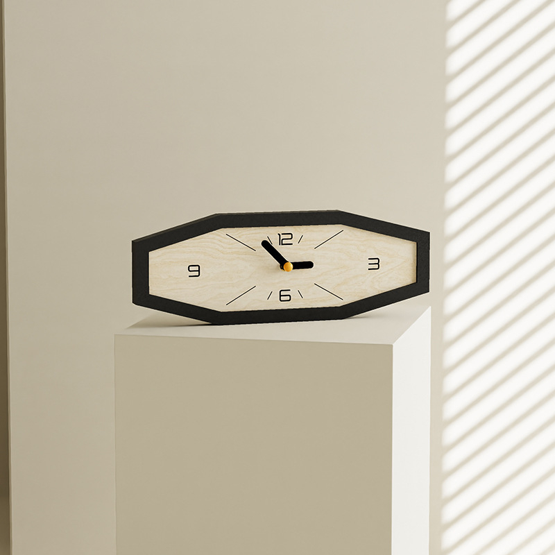 Японски стил стенен часовник, ромбовидна форма, кожен циферблат, кварцов механизъм, батерийно захранване