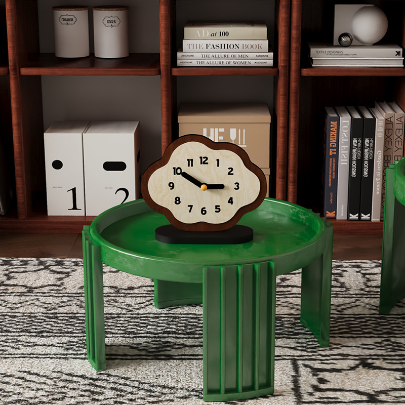 Настолен часовник с дизайн облачен карикатурен мотив – нордичен стил, кварцов механизъм, кожен циферблат, захранван с батерии