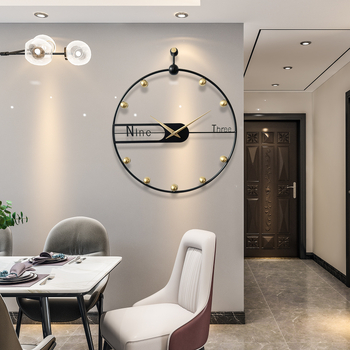 Стенен часовник – модерен минималистичен дизайн, кръгъл метален циферблат, батерийно захранване, аналогов механизъм Sun movement 12888, дебелина 14 мм