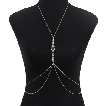 Reťaz na hruď so srdcovými kryštálmi, zliatinové vsadenia s umelými kameňmi, elektroplakovaný povrch