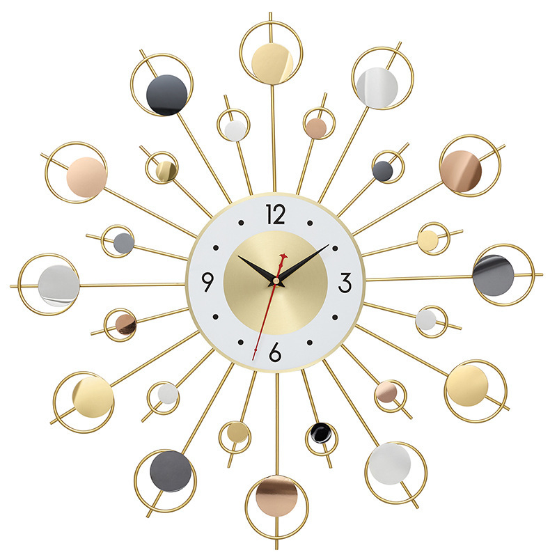 Стенно часовник, кръгъл метален циферблат, кварцов механизъм с плавен ход, батерийно захранване, модел GZ0010