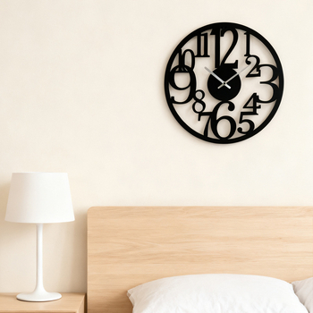 Стилен стенен часовник в скандинавски стил с изрязани цифри, кръгъл метален циферблат, кварцов механизъм, захранван от батерии