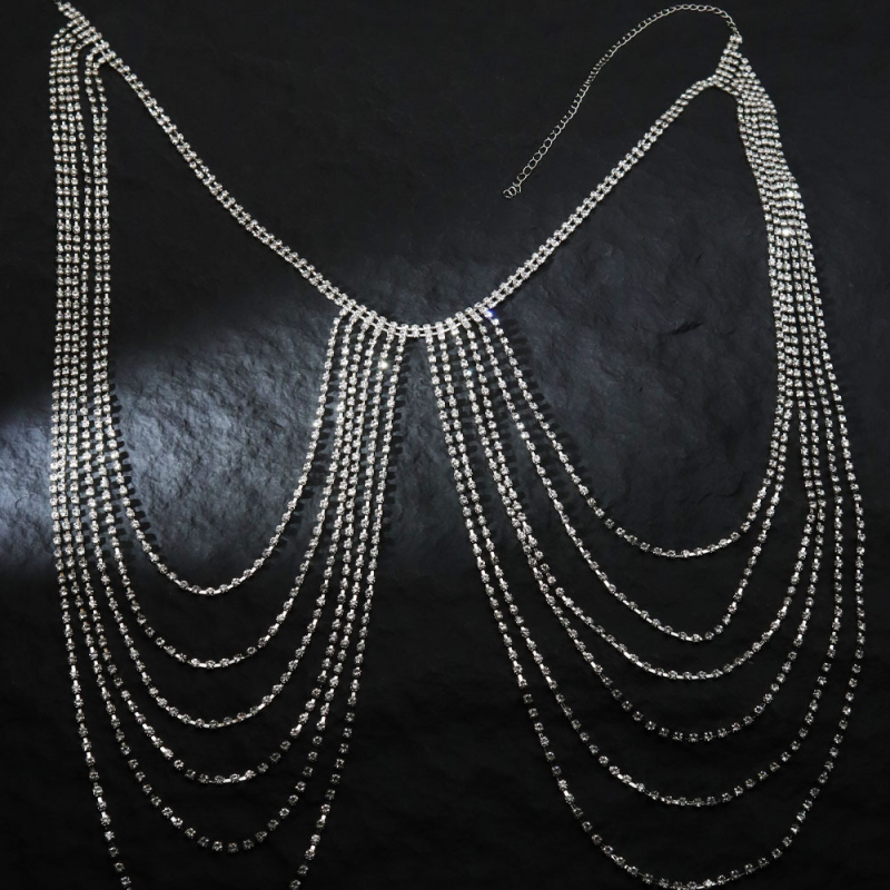 Женски многослоен презрамков синджир с пискюли и кристали