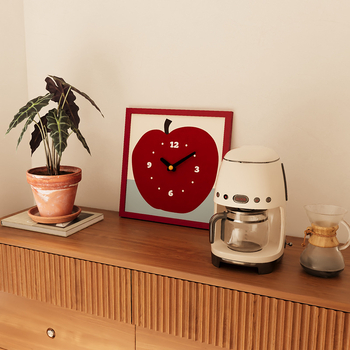 Стенен часовник в скандинавски стил, кварцов механизъм, захранване от батерия, циферблат и огледало от PU кожа, възможност за персонализирано лого