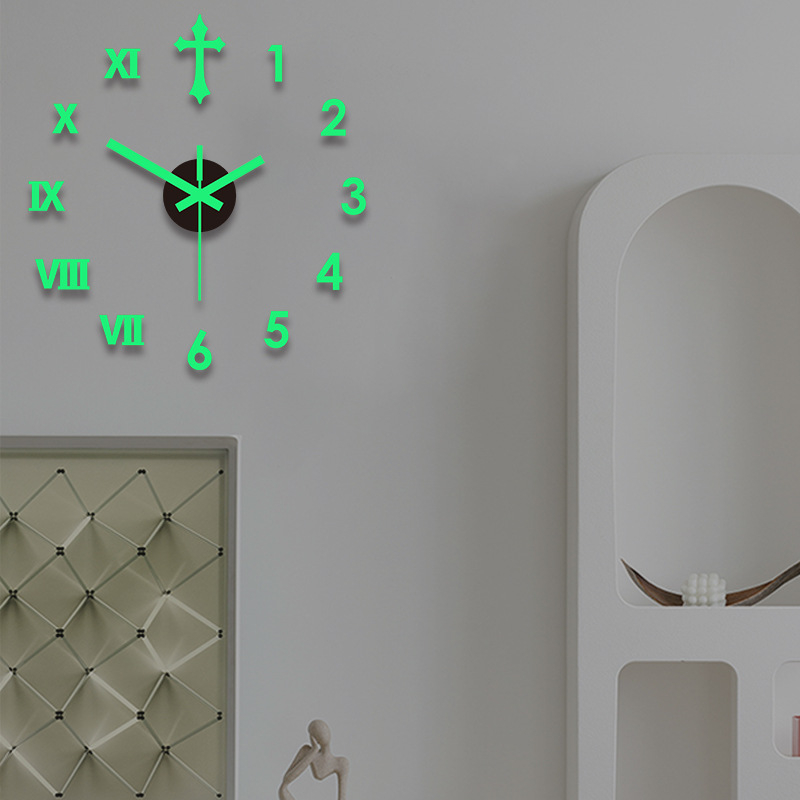 Стенен часовник, кръгъл, пластмасов корпус, батерийно захранване, тих ход с плавно движение на секундите, циферблат със стрелки и цифри, едностранен, дебелина 15 мм или повече