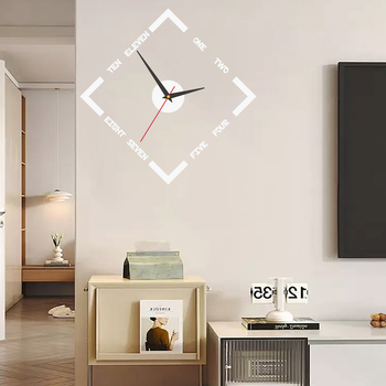 Стенно часовник с европейски стил, кръгъл, едностранен, батериен, плавно движение на секундите, аналогов дисплей с цифри, пластмасов корпус и циферблат, дебелина 15 мм