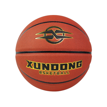 Vonkajšia lopta z mikrovlákna – odolná voči opotrebeniu, protišmyková, odvádza vlhkosť; potlač loga; prispôsobenie.