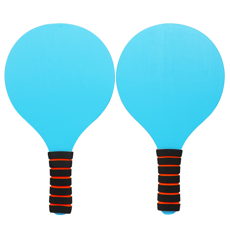 Raketa na stolný tenis – základ z pevného dreva, protišmyková gumená vrstva, vodorovný úder, vhodná aj pre ďalšie loptové hry