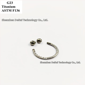 Nosový prsteň, G23 titanová zliatina, tvar U, zirkónové kamene, C-tvarovaná otočná gulička