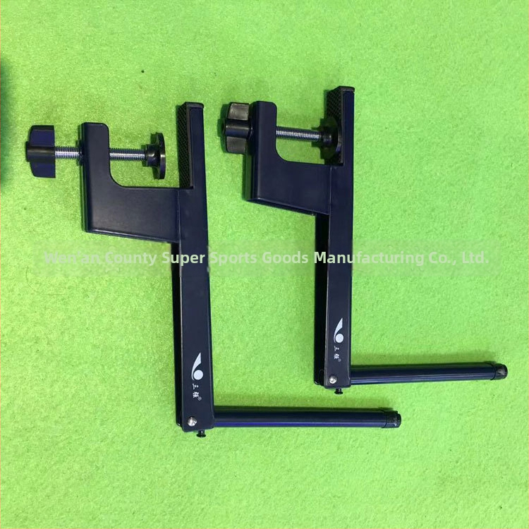 Stand pentru rețeaua de tenis de masă, Three Strong, model 301, din oțel, greutate netă 0,36 kg