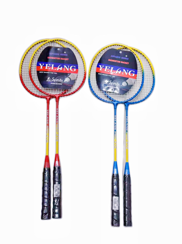 Wolf бадминтон ракета за аматьори и юноши, феросплавна рамка, тегло 95–100 g, прав удар