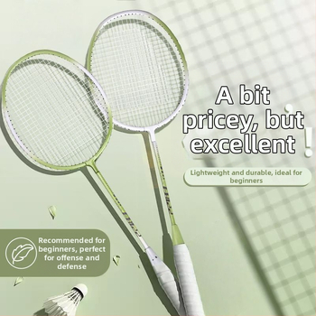 Bedmintonová raketa, rám z karbónových vlákien, dvojitý set rakiet, hmotnosť 95–100 g, priama strela, stredná tvrdosť