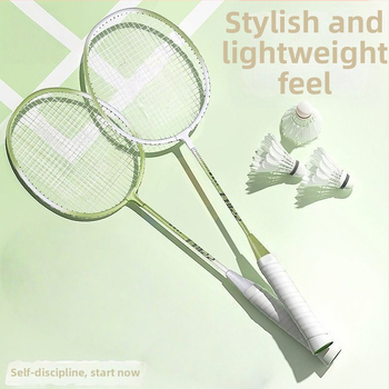 Bedmintonová raketa, rám z karbónových vlákien, dvojitý set rakiet, hmotnosť 95–100 g, priama strela, stredná tvrdosť