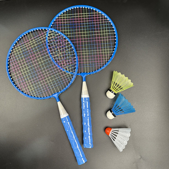 Детски комплект за бадминтон с две ракети и топка, карикатурен дизайн; тегло 95–100 g, рамка от метална сплав, струни найлон, дебелина на дръжката G2