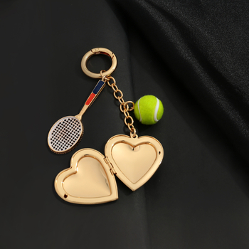 Ключодържател от мед със електроплакиране, спортен стил, сърцевиден мотив, пролет 2025