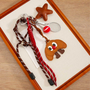 Кожен ключодържател талисман за чанта с кроасан форма, смесени материали, Инс стил, аксесоар за багаж, пролет 2024