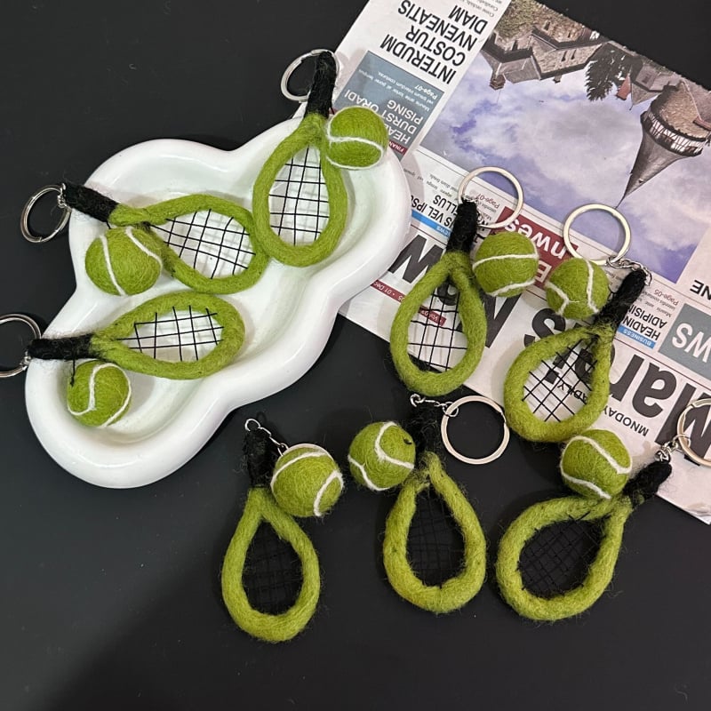 Вълнена филцова висулка за чанта, карикатурен стил, мотив спортни топки, Cym038, Yanglu, от чиста вълна