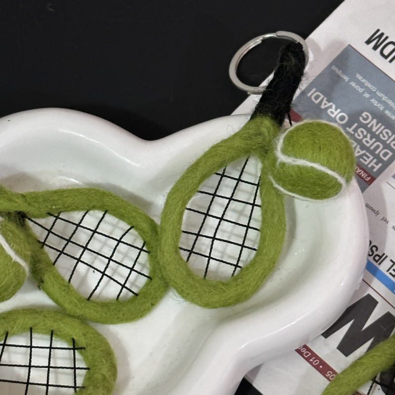 Вълнена филцова висулка за чанта, карикатурен стил, мотив спортни топки, Cym038, Yanglu, от чиста вълна