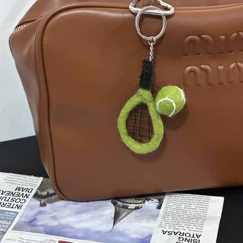 Вълнена филцова висулка за чанта, карикатурен стил, мотив спортни топки, Cym038, Yanglu, от чиста вълна