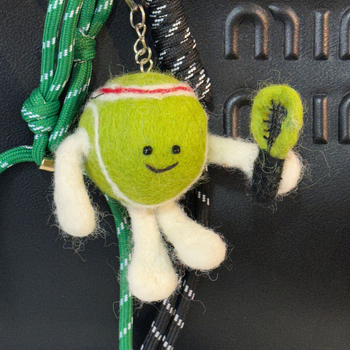 Ключодържател с тенис мотив, ръчно изработен от чиста вълна, модерен градски стил