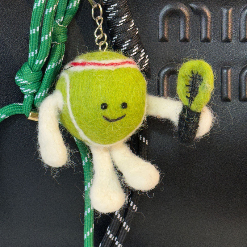 Ключодържател с тенис мотив, ръчно изработен от чиста вълна, модерен градски стил