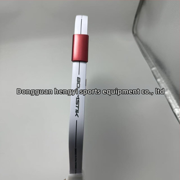 Heng yi pickleball raketa s karbónovým vláknom Toray T700, EVA vyplnený termoformovaný 16 mm jadro, rukoväť s koženým zakončením; hmotnosť 225 g ±5 g