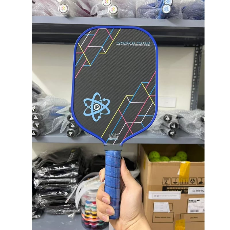 Paletă pickleball din fibră de carbon, T700, finisaj mat dur, nivel profesional, greutate 230 g, marcă National tribute