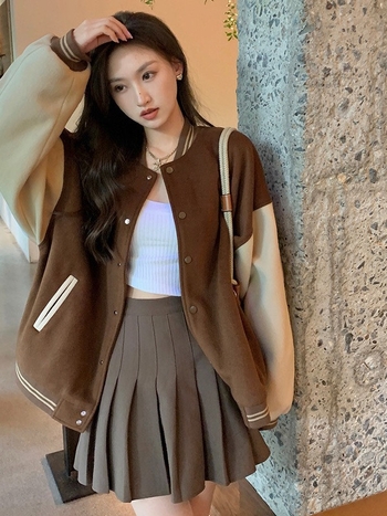 Jachetă bomber de damă în stil american, retro, țesătură groasă, guler rotund, mâneci lungi, model 3D cu cusături collage, croială lejeră