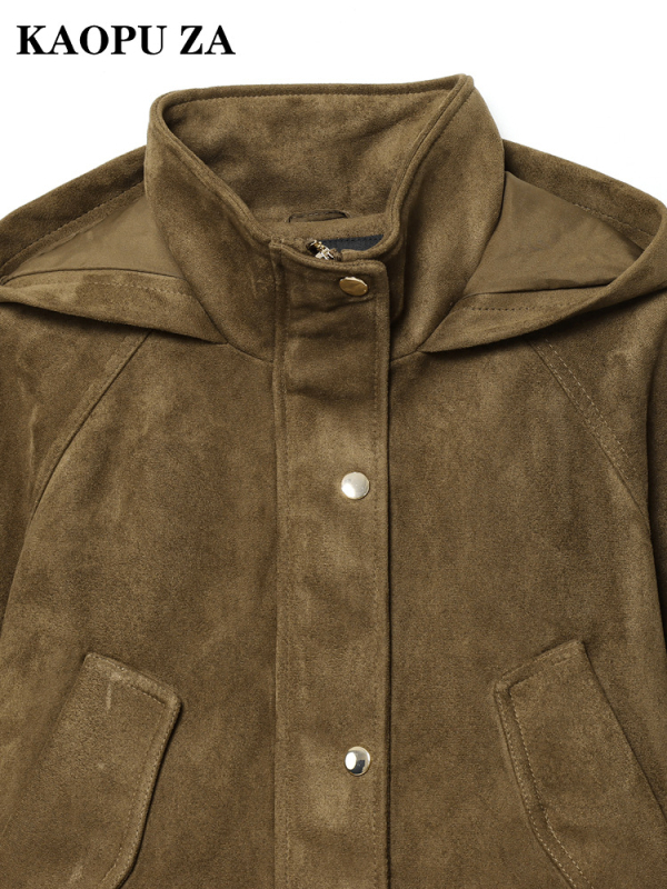 Dámska bunda s kapucňou v britskom károvom vzore — polyester, 95%+ polyester, zips, dlhé rukávy (jeseň 2025)