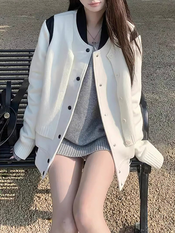 Дамски жакет от вълна с полиестер 70-80%, едноцветен модел, свободна кройка