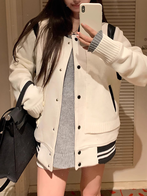 Дамски жакет от вълна с полиестер 70-80%, едноцветен модел, свободна кройка