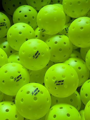 X-ACE тренировъчна топка за пикълбол с 40 дупки, 26 g, едно парче, ротирационно формована