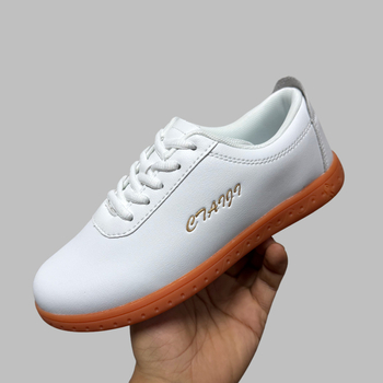 Taiji kurpes – Īstas ādas augšpuse, teļa cīpslas zole, režģa iekšpuse, priekšējā šņorēšana, zemais augums, sporta kurpes cīņas mākslām