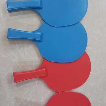 Rachetă de antrenament pentru tenis de masă cu tijă flexibilă elastică (bază din plastic; fără cauciuc; lovire orizontală; 1 pereche)