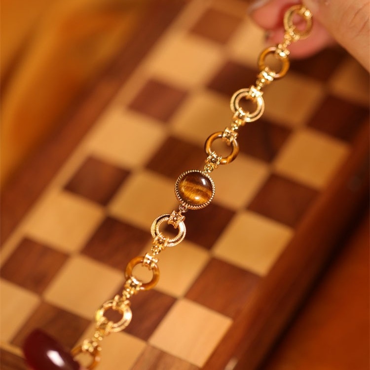 Bakreni narukvica s tigrovim okom, zlatno obložena, elektroplatiranje, retro umjetnički stil, porijeklo Shanwei, zima 2023, ženski nakit