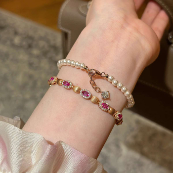 Bakrena narukvica u stilu Old Money Wind s geometrijskim dizajnom (Materijal: bakar; Obrada: drevni zakon; Stil: žene; Kategorija: narukvica)