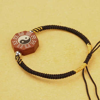 Narukvica od drveta Jujube s dvostrano srebrno oplemenjenim Bagua i zvijezdom Big Dipper, podesiva traka