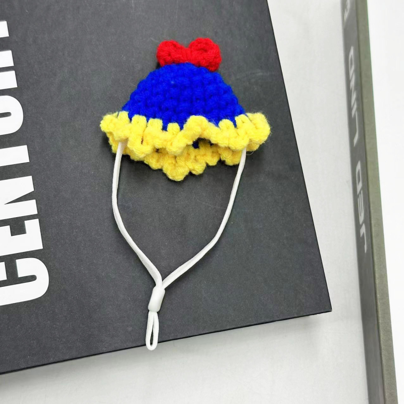 Šešir za mala kućna ljubimca - crtani motiv, poliester, ručno kukičani pleteni, četiri sezone, brend Jupai